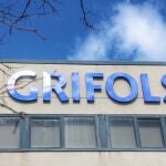 Economía.- Grifols y los sindicatos acuerdan reducir los despidos del ERE de 92 a 51 en España, según CC.OO.