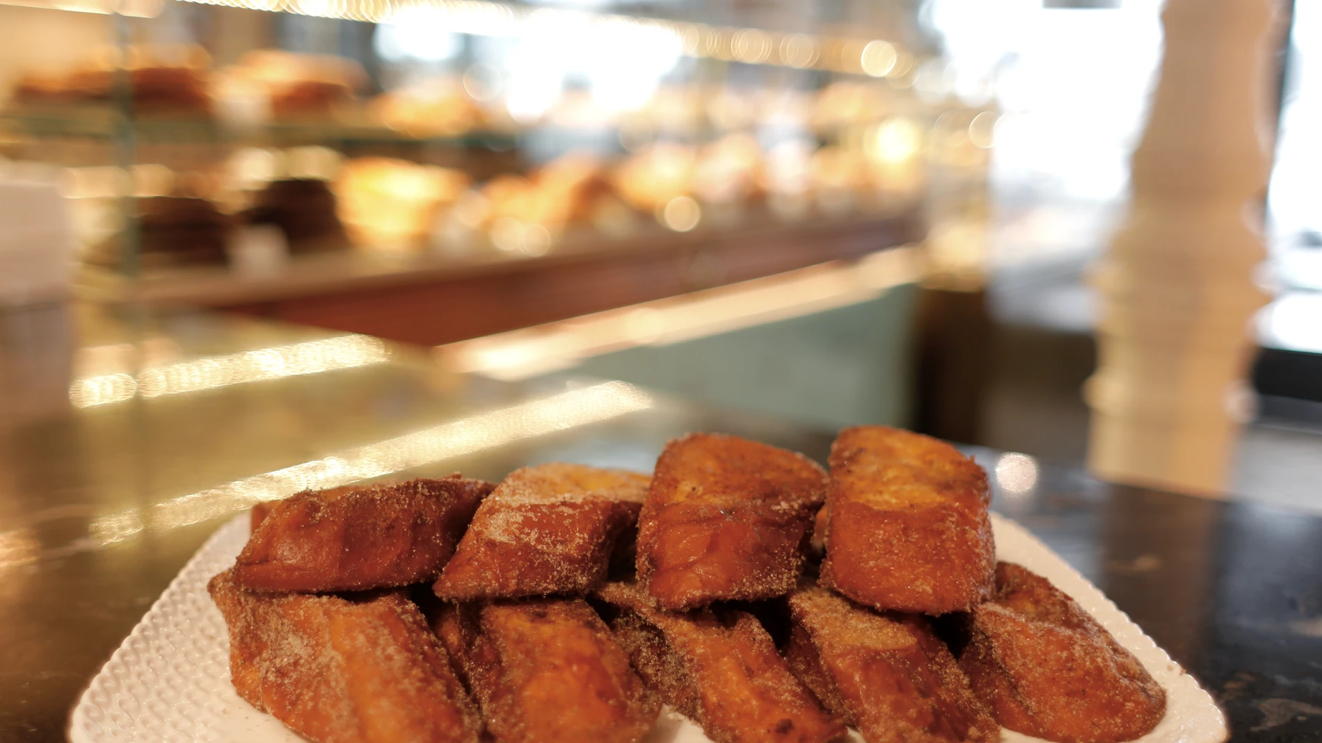 MADRID.-El precio de las torrijas para Semana Santa se dispara un 87% en dos años
