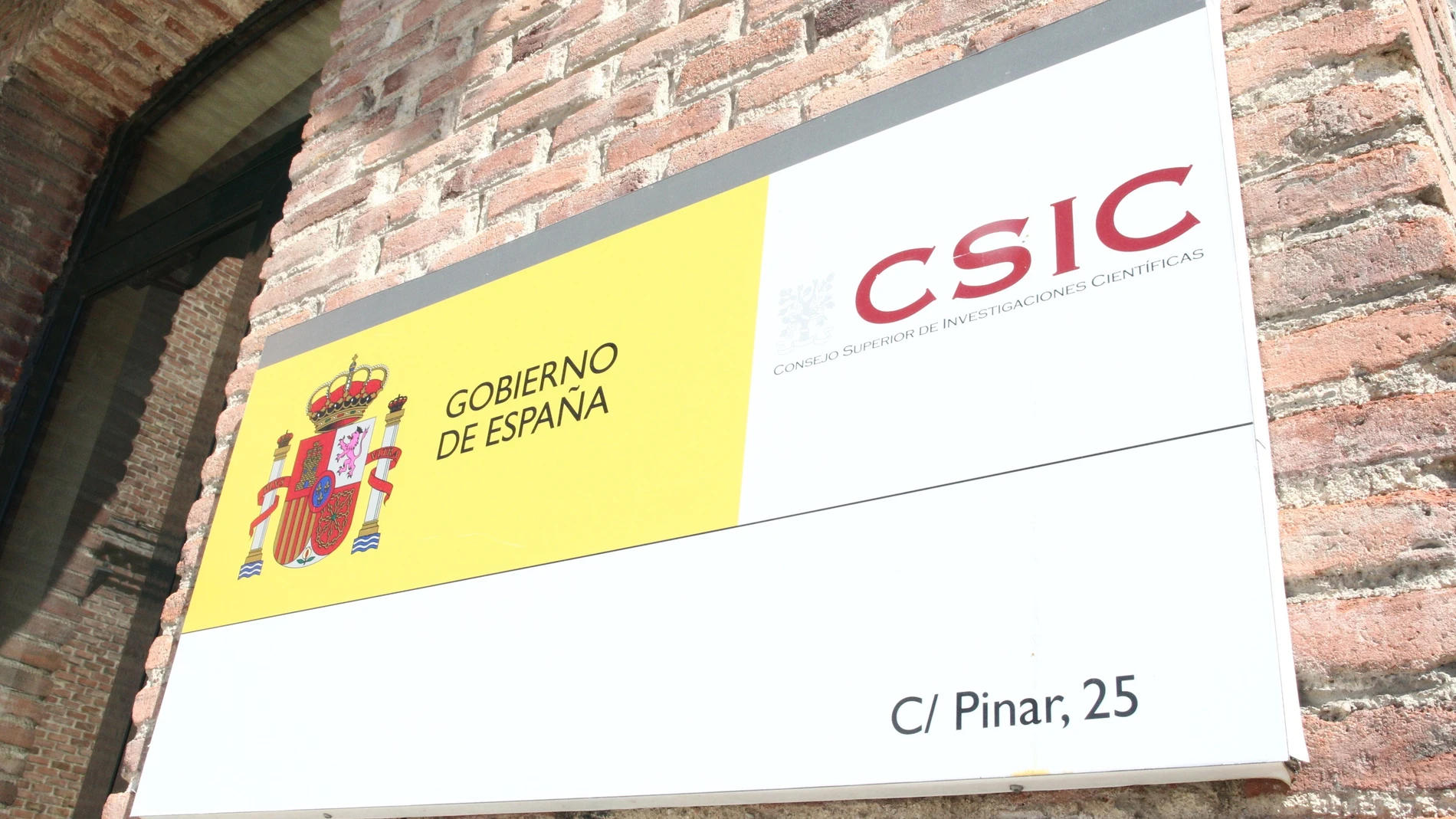 AMP.- CCOO alerta de "impago de más de cuatro años de atrasos a más de 9.000 trabajadores" del CSIC
