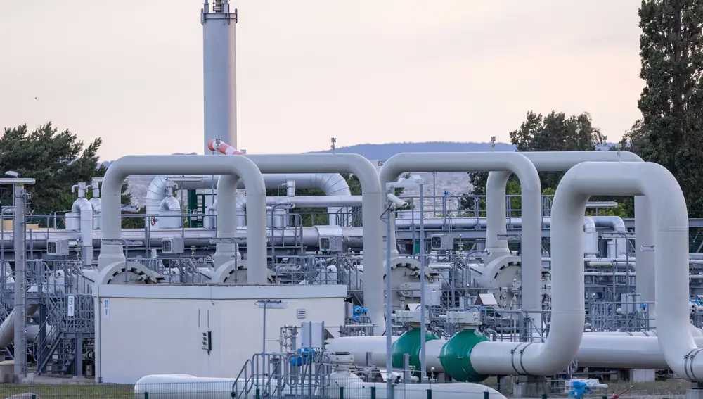Economía/Energía.- La agencia energética alemana cree que se llegará al invierno con las reservas de gas llenas