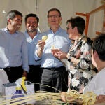 ALBERTO NÚÑEZ FEIJOO VISITA FERIA DE LA PALMA DE ELCHE