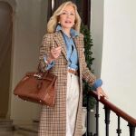 Carmen Lomana con jeans pitillo.