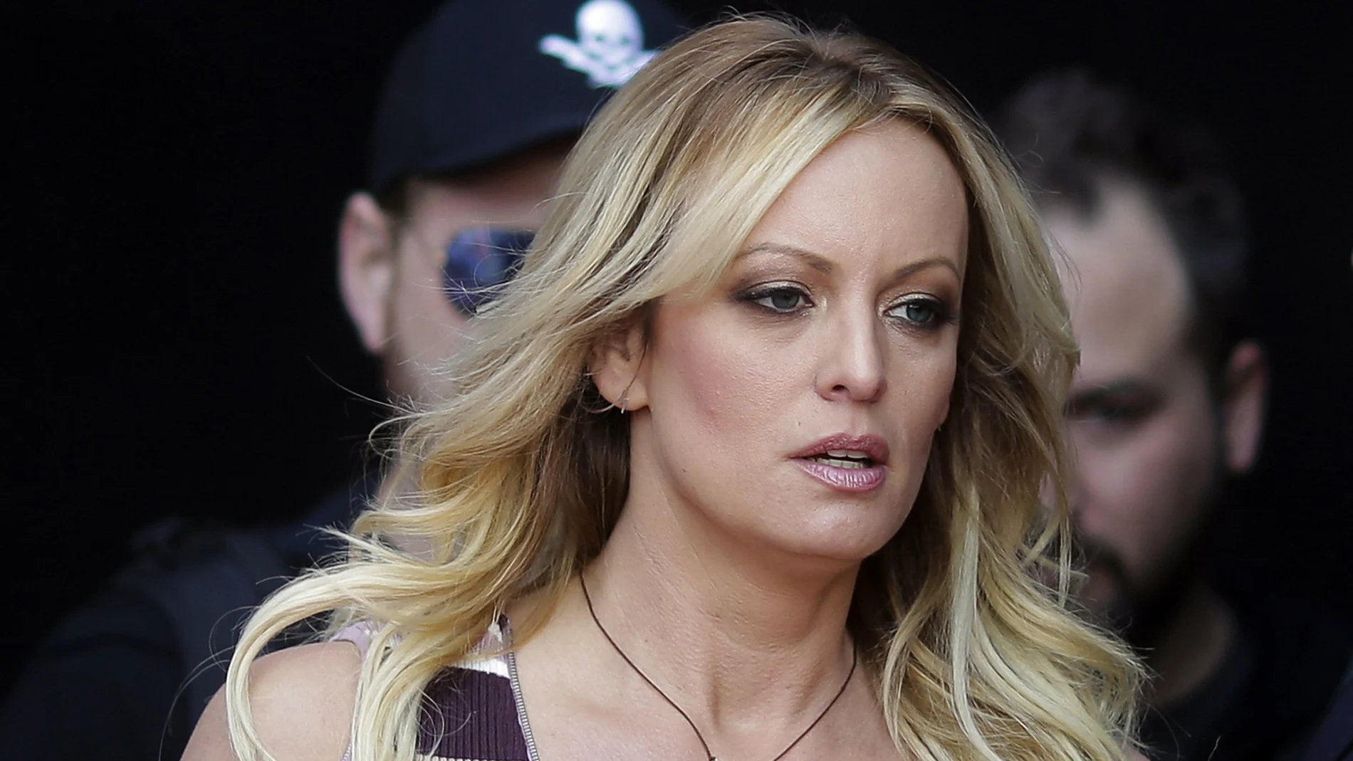 Trump pagó 130.000 dólares a Stormy Daniels para callar sobre su relación