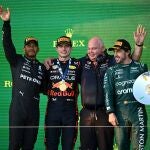 Fernando Alonso en el podio del GP de Australia