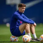 Gavi en el entrenamiento del Barcelona.