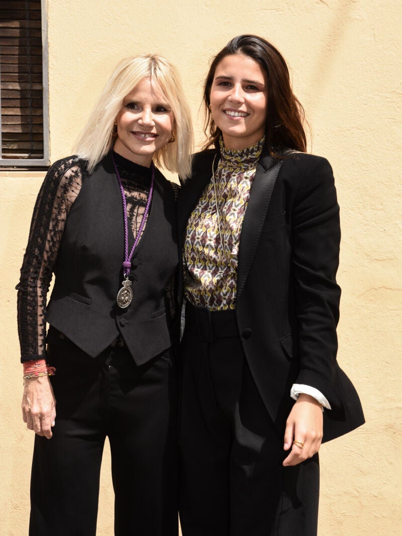 Eugenia Martínez de Irujo y su hija Cayetana.