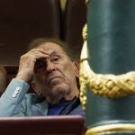 El funeral de Sánchez Dragó será este martes en Castilfrío de la Sierra (Soria)