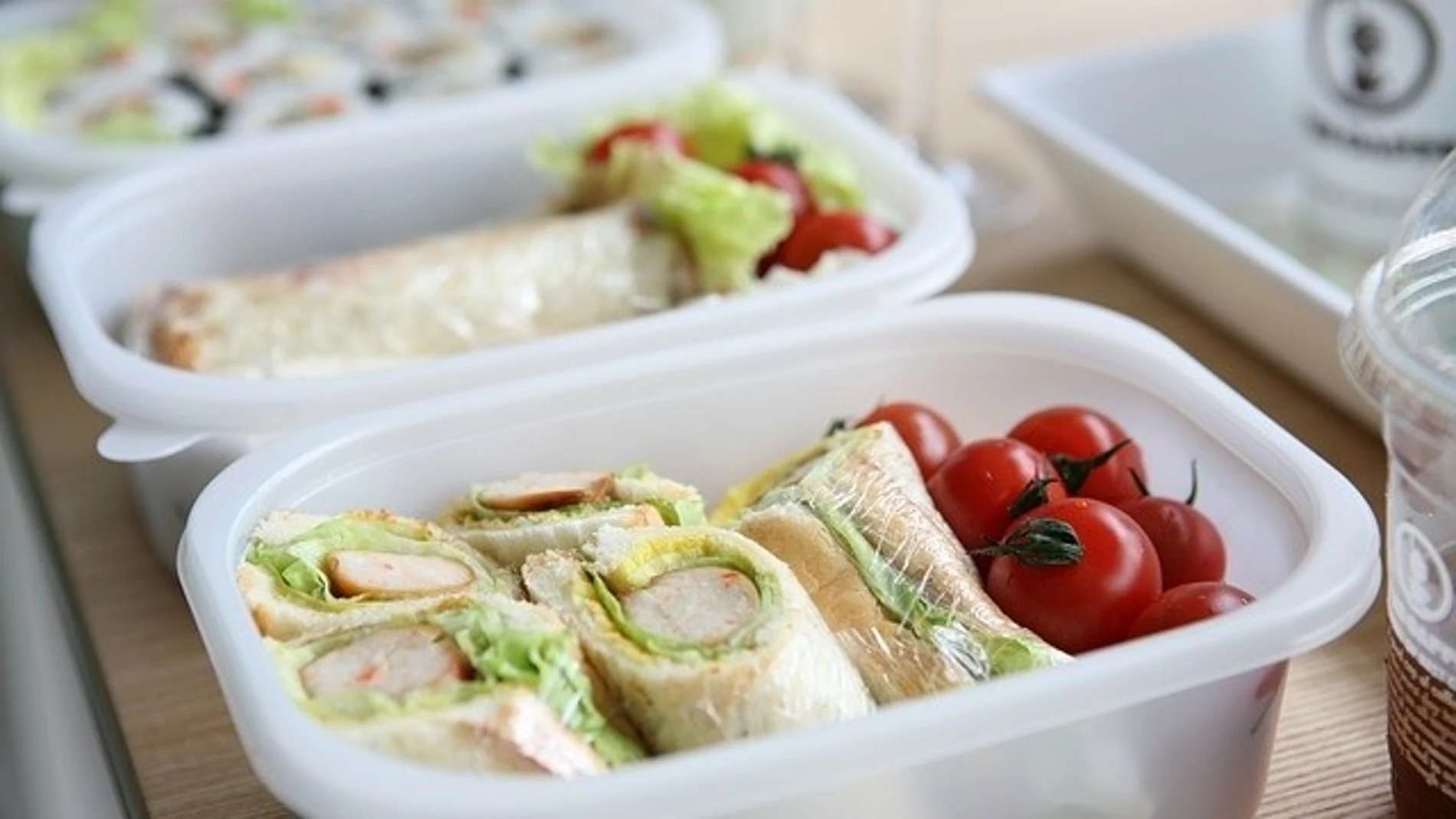 Economía.- Tupperware se recupera ligeramente en Bolsa tras caer más de un 40% por posibles problemas de financiación