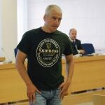 GRA023. SAN FERNANDO DE HENARES (MADRID), 22/05/2017.- El exdirigente de ETA Javier García Gaztelu, "Txapote", se ha acogido hoy a su derecho a no declarar y no ha contestado a las preguntas de la Fiscalía en relación a su implicación en un atentado contra el edificio del Gobierno civil de Guipúzcoa, en San Sebastián, cometido en 1995. "No voy a decir nada, no voy a formar parte en esto", ha dicho en euskera Txapote en su única intervención en el juicio que ha comenzado a celebrar hoy la Audiencia Nacional, en el que se enfrenta a 14 años y 8 meses de prisión por estos hechos. 