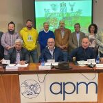 Foto de familia de representantes de SOS Rural en su presentación