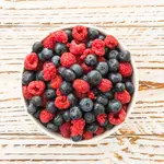 Confirman cuántos arándanos debemos comer al día para mejorar la memoria y proteger el corazón