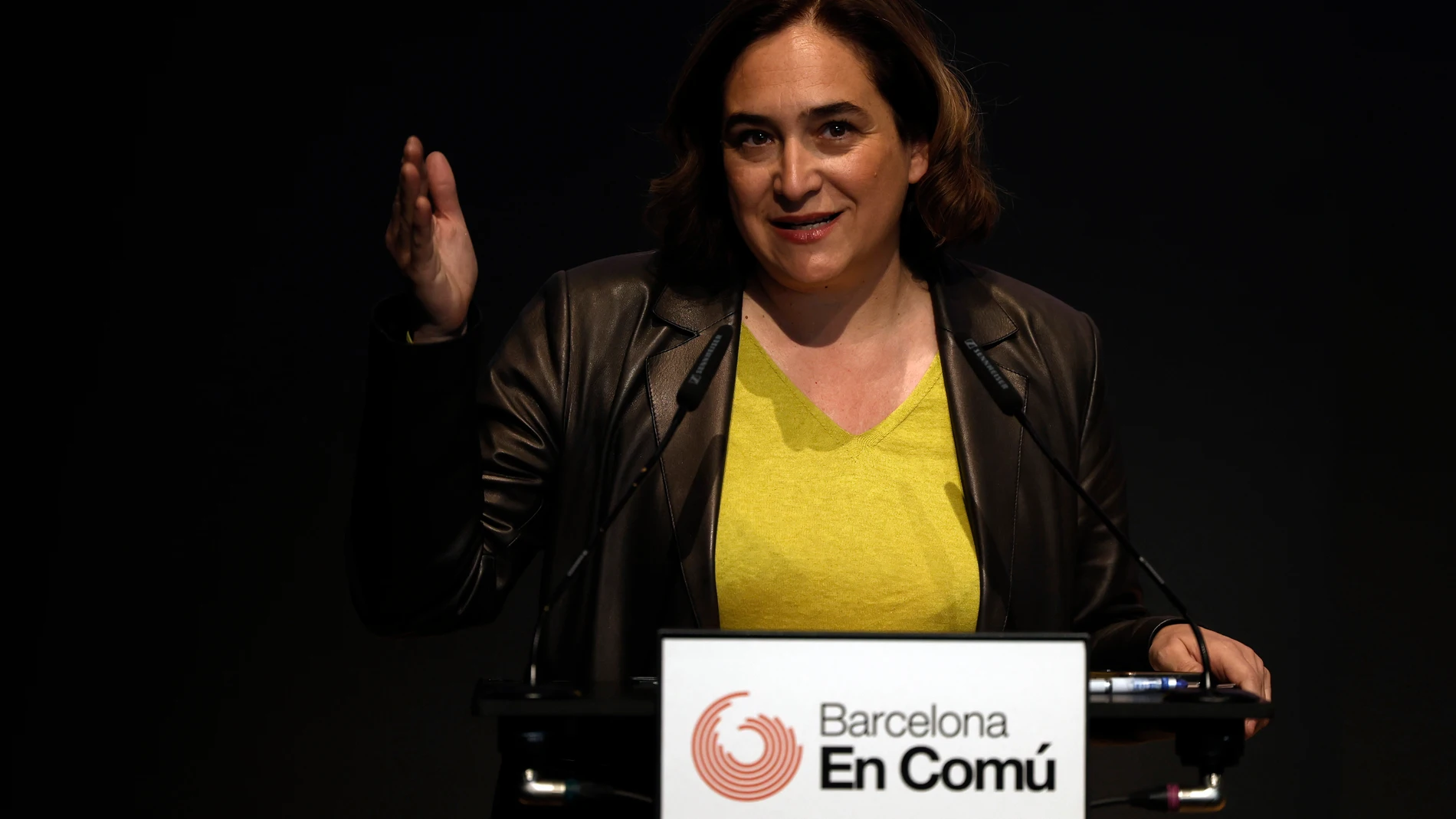 BARCELONA, 16/04/2023.-La candidata de Barcelona en Común y alcaldesa de Barcelona, Ada Colau, da a conocer a las personas que formarán su candidatura de las elecciones del 28 de mayo, en un acto celebrado este domingo en Barcelona. EFE/Alberto Estévez