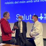 XAvier, el primer paciente trasplantado con el nuevo abordaje, charla con el conseller Balcells, y el director asistencial de Vall d'Hebron