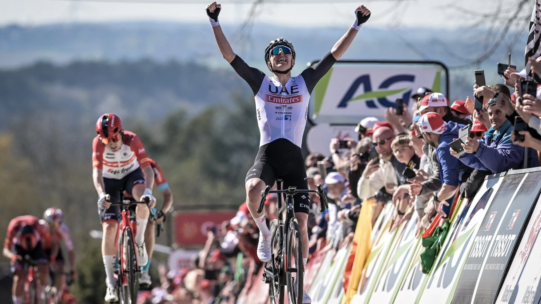 Ciclismo.- Tadej Pogacar enciende La Flecha Valona con Mikel Landa tercero