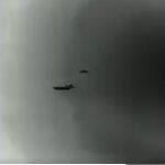 Captura de pantalla de uno de los dos vídeos de objetos no identificados difundidos por el Pentágono
