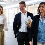 El líder del PP, Alberto Nuñez Feijóo junto a la secretaria general del partido Cuca Gamarra, Borja Sémper y Carmen Fúnez en la sede del partido.