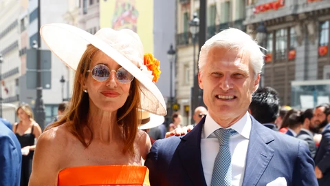 Elsa Anka y su pareja, Víctor Prat