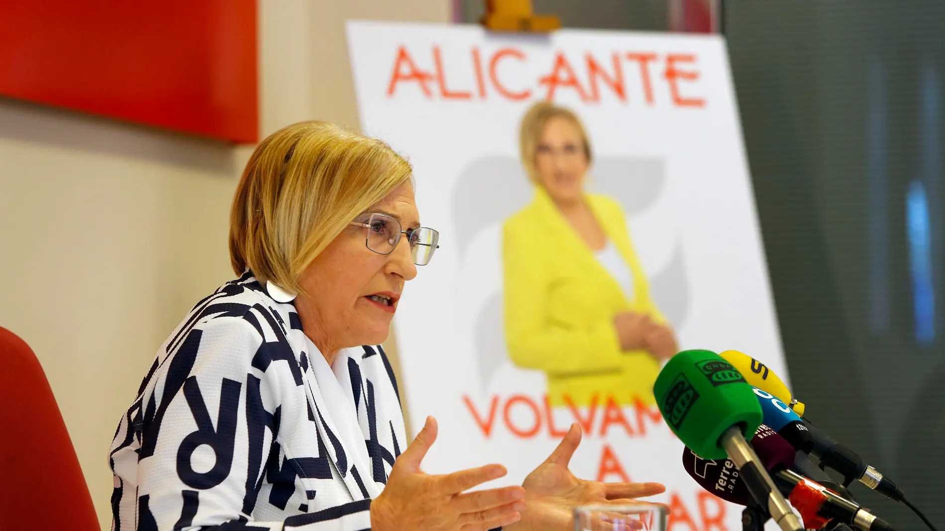 "Alicante, volvamos a brillar", lema de campaña de Ana Barceló.
