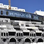 El Ayuntamiento de Carboneras (Almería) celebra un pleno extraordinario en el que se va a desclasificar el paraje de El Algarrobico para declararlo no urbanizable, lo que facilitará que se anule la licencia del hotel construido por Azata del Sol y su posterior derribo.