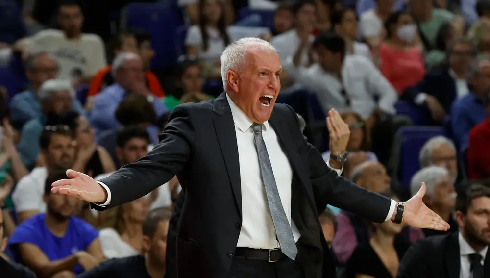 Zeljko Obradovic, en uno de los partidos de la serie disputados en Madrid