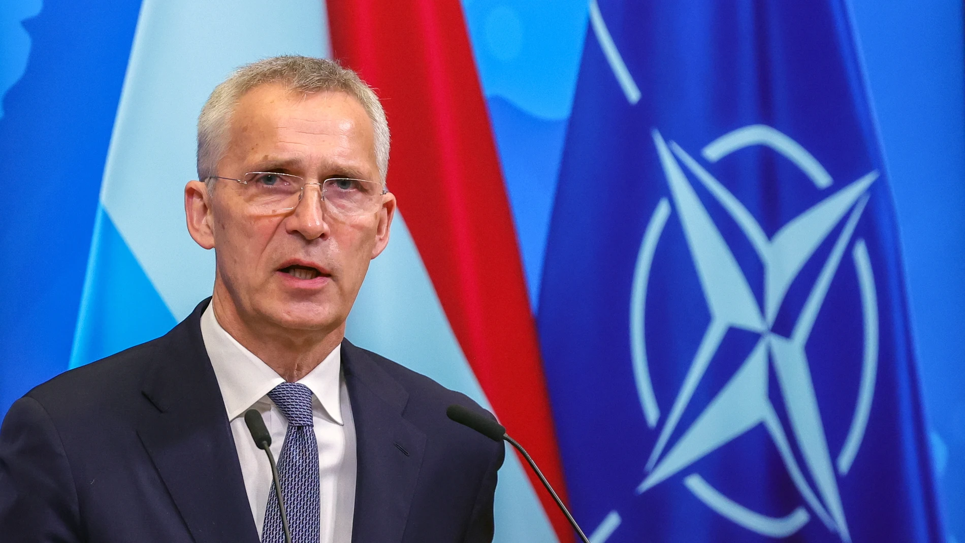 Brussels (Belgium), 27/04/2023.- NATO Secretary General Jens Stoltenberg speaks speaks during a joint statement with Luxembourg's prime minister at a press conference at Alliance headquarters in Brussels, Belgium, 27 April 2023. (Bélgica, Luxemburgo, Bruselas, Luxemburgo) EFE/EPA/OLIVIER MATTHYS