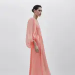 7 vestidos de Massimo Dutti Studio con los que ser la invitada perfecta a todos los eventos esta primavera