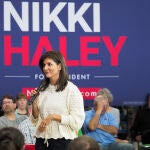 EEUU.- La candidata republicana Nikki Haley critica a Biden por postularse a la reelección pese a su avanzada edad