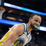Stephen Curry fue imparable para la defensa de los Kings