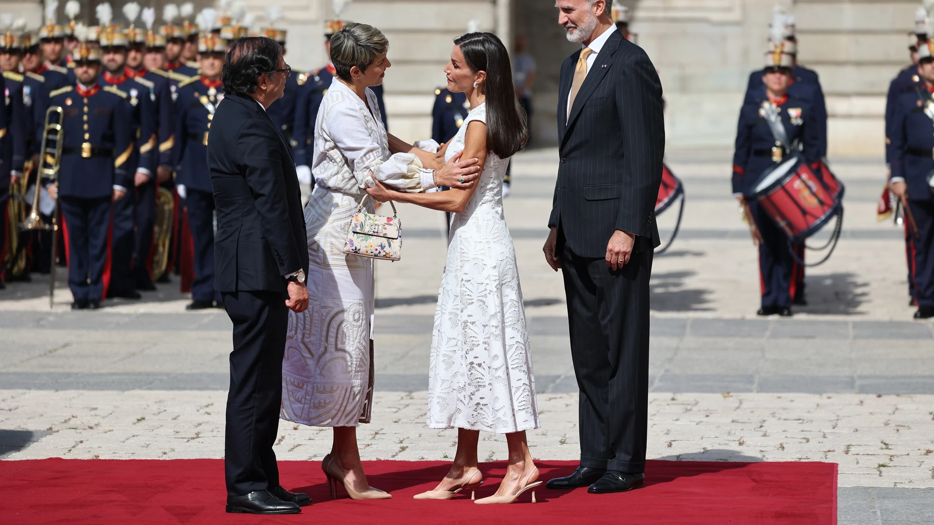 Los Reyes Felipe y Letizia reciben al Presidente de Colombia, Gustavo Francisco Petro y la Primera Dama, Verónica Alcocer, en el Palacio Real, a 03 de mayo de 2023, en Madrid (España). 03 MAYO 2023 Antonio Gutiérrez / Europa Press 03/05/2023