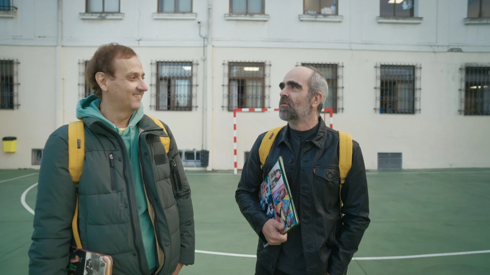 El actor acompañó al presentador en su primera vuelta al cole