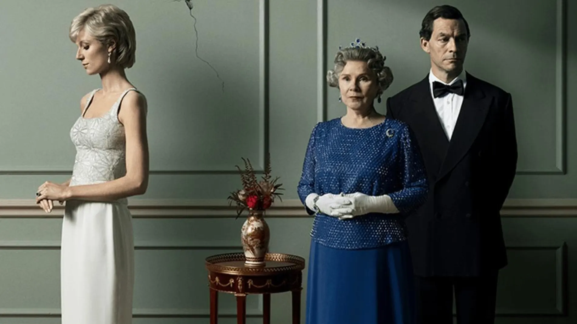 5 series y películas en 'streaming' para festejar la coronación de Carlos III