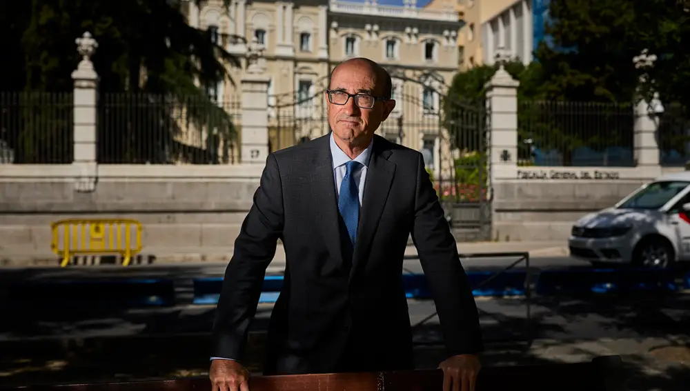 Entrevistas huelga funcionarios Justicia. © Alberto R. Roldán / Diario La Razón.