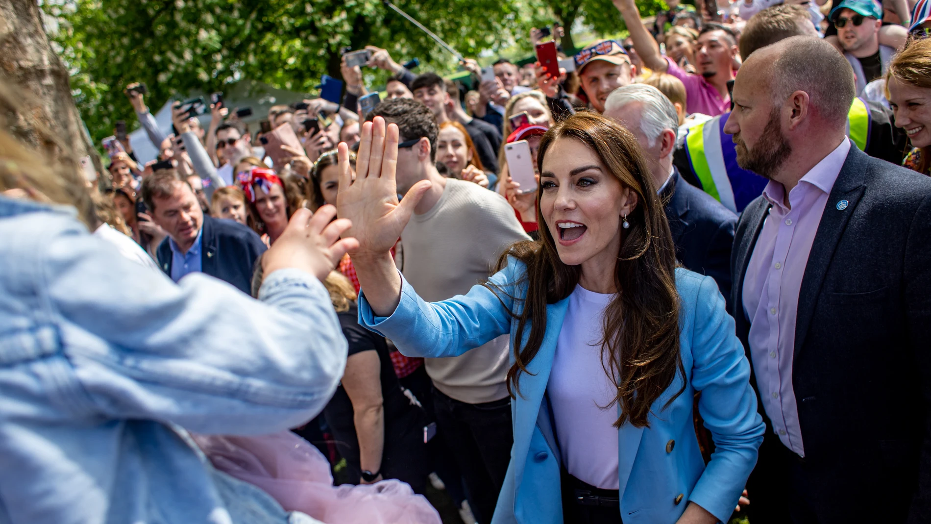 Windsor (United Kingdom), 07/05/2023.- Britain's Catherine, Princess of Wales visits the Coronation Big Lunch in Windsor, Britain, 07 May 2023, following the coronation of Britain's King Charles III at Westminster Abbey in London on 06 May. (Reino Unido, Londres) EFE/EPA/MARTIN DIVISEK