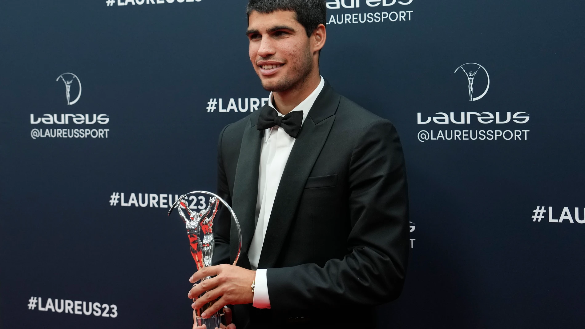 Tennis player Carlos Alcaraz from Spain poses after he was presented the award for breakthrough of the year at the Laureus Sports Awards ceremony in Paris, Monday, May 8, 2023. (AP Photo/Lewis Joly)