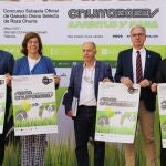 El presidente de ANCHE, Mariano Paramio(C), en la presentación de la 36 edición de la Feria Churra 2023, junto al alcalde Mario Simón; presidenta de Diputación, Ángeles Armisén; subdelegado del gobierno, Ángel Miguel; delegado de la Junta, Antonio Rubi