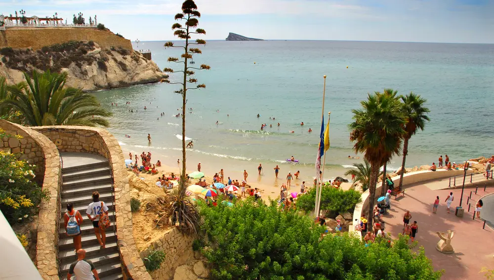 Una de las calas más visitadas de Benidorm