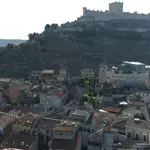 Vista área del casco histórico de Peñafiel con su medieval castillo en lo alto