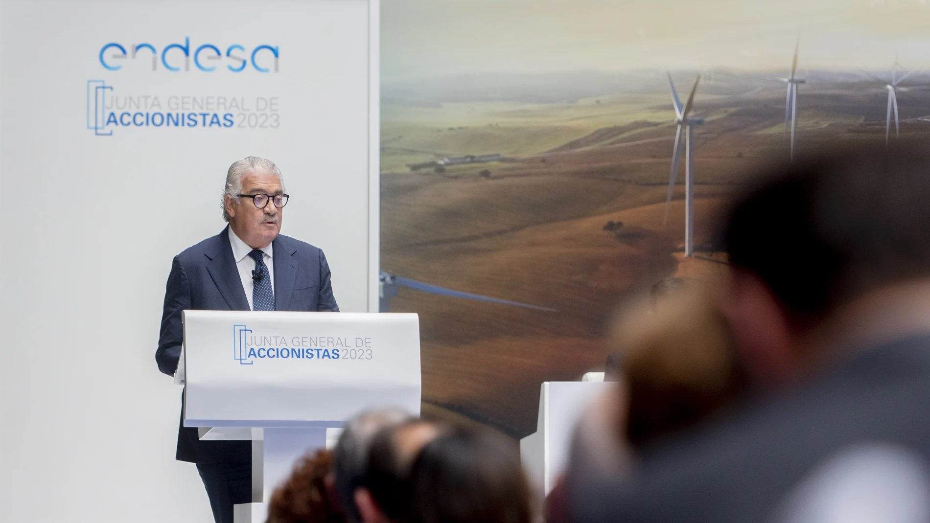 El consejero delegado de Endesa, José Damián Bogas, interviene durante la Junta General de Accionistas 2023 de Endesa, en la sede de Endesa, a 28 de abril de 2023, en Madrid (España).