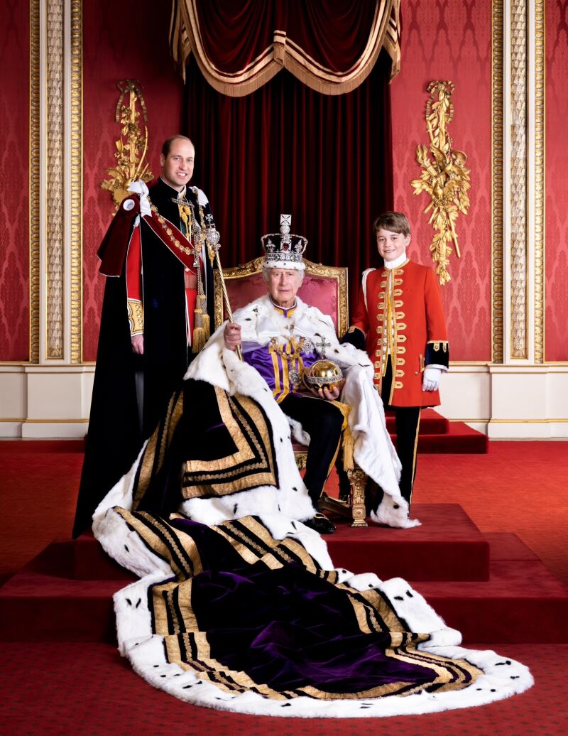 Carlos III, su hijo Guillermo y su nieto Jorge