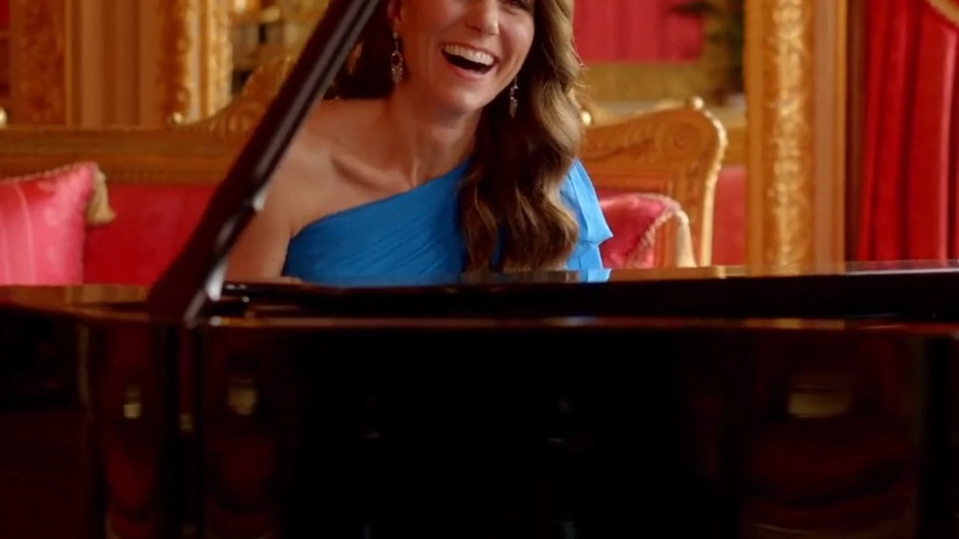 La princesa grabando el vídeo