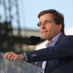 MADRID.-VÍDEO: Almeida cuestiona el compromiso de los condenados por delito de sangre en Bildu