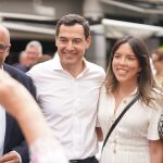 Juanma Moreno, en un acto de campaña en Vélez-Málaga