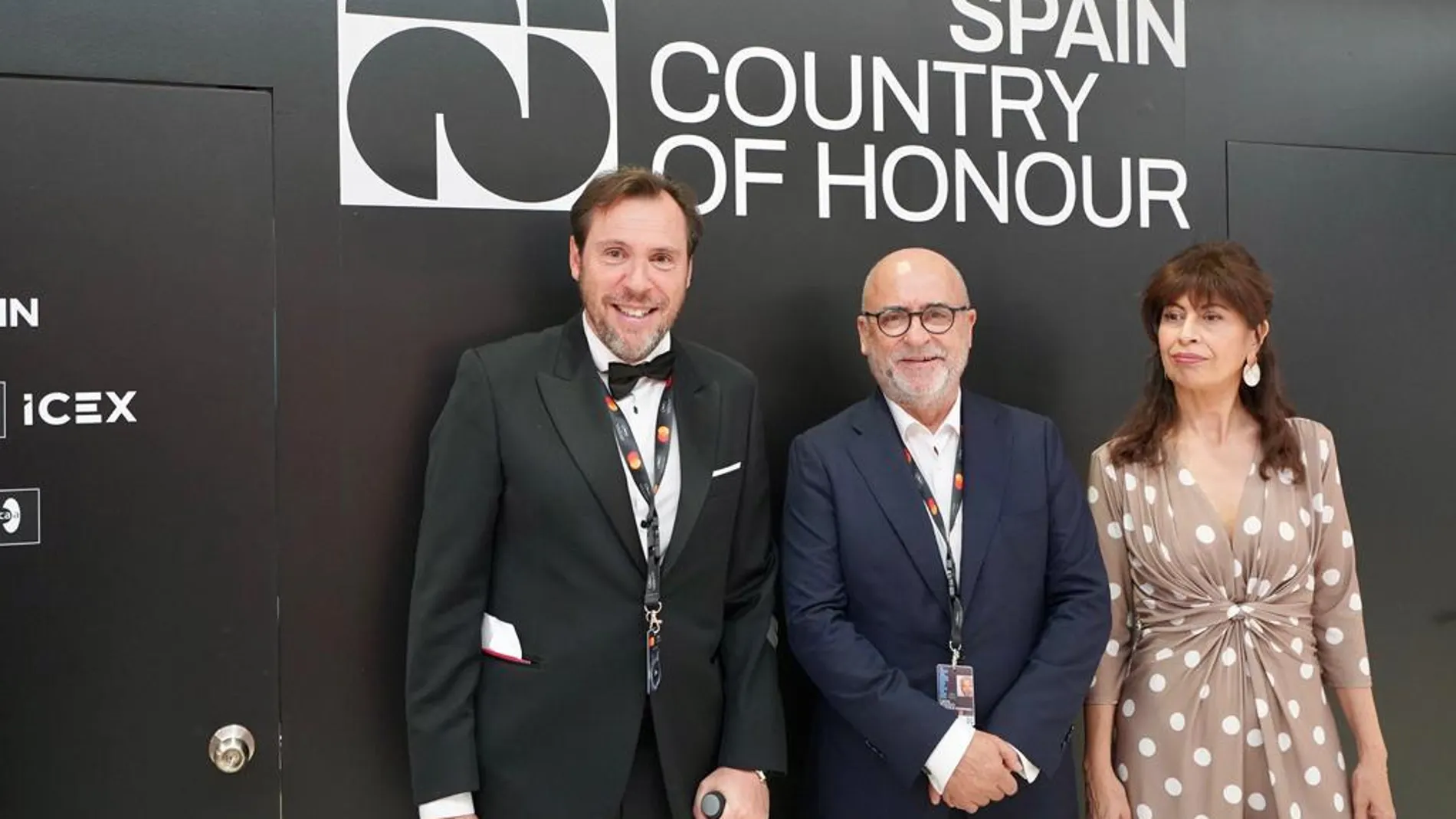 Óscar Puente y Ana Redondo en la inauguración de Cannes