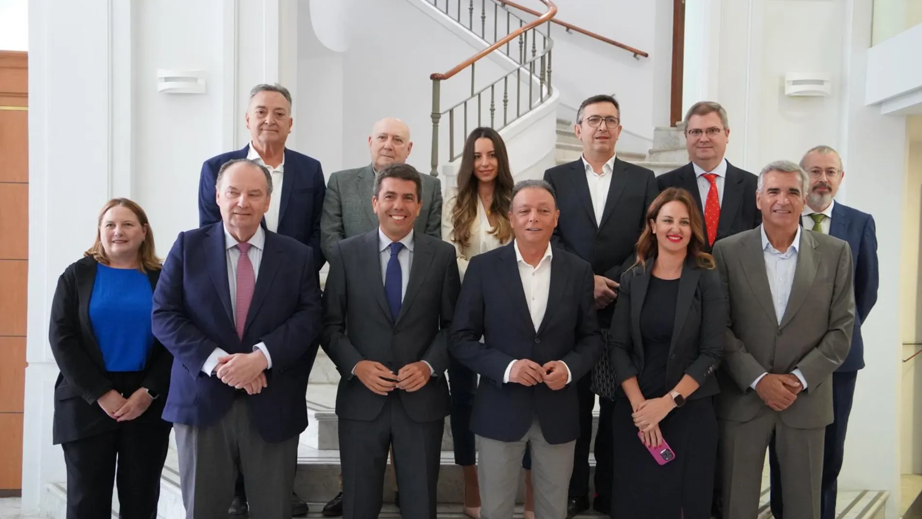 Mazón ha presentado esta mañana el Plan Simplifica a la Cámara de Comercio y a la CEV