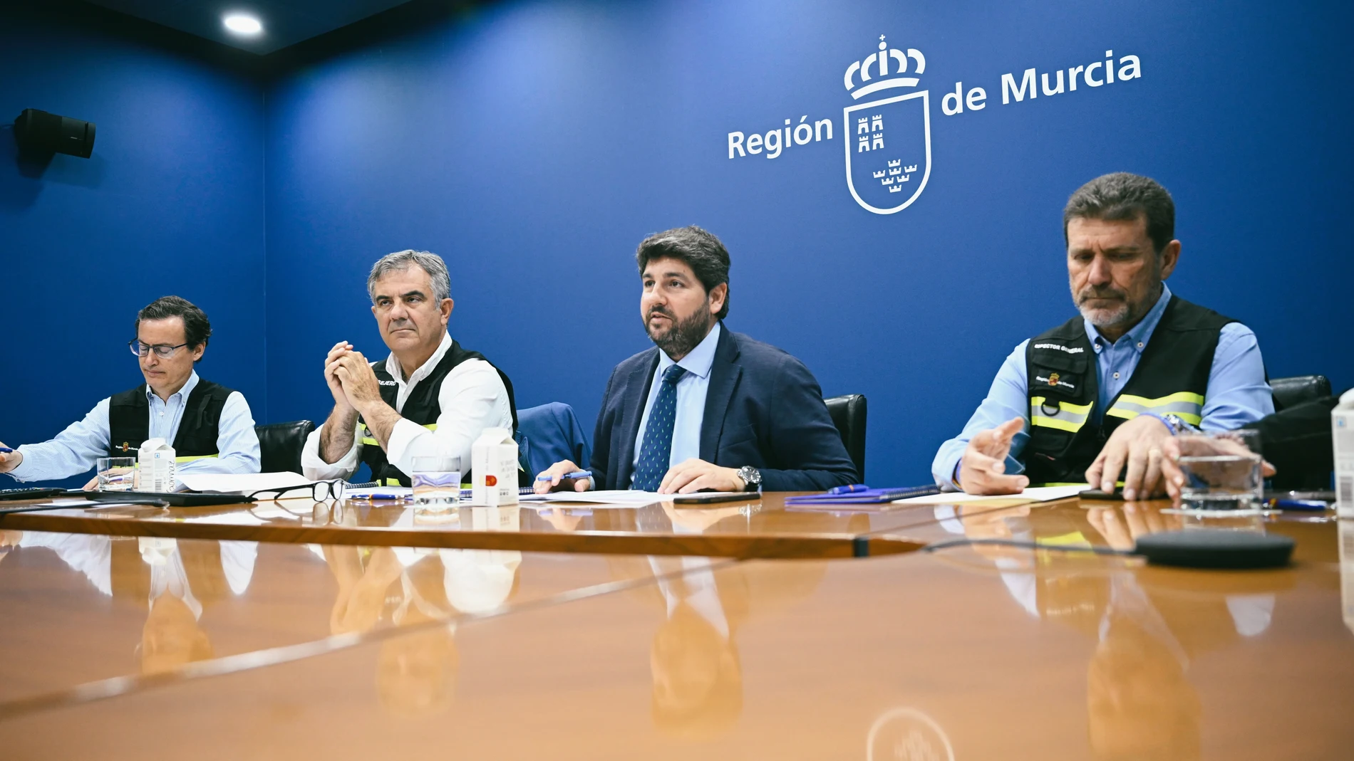 La Comunidad activa el Plan por riesgo de inundaciones, refuerza el número de bomberos y pide evitar desplazamientos innecesarios