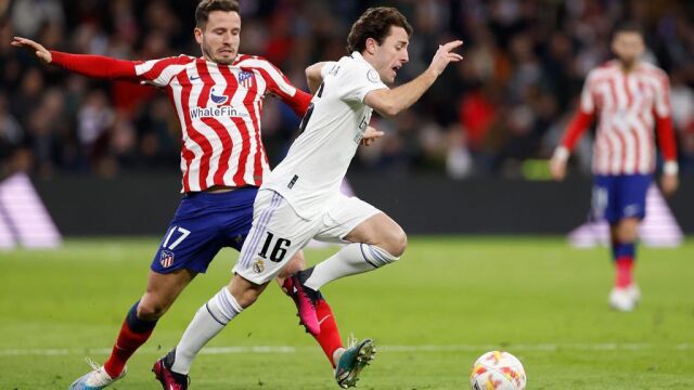 Álvaro Odriozola con el Real Madrid