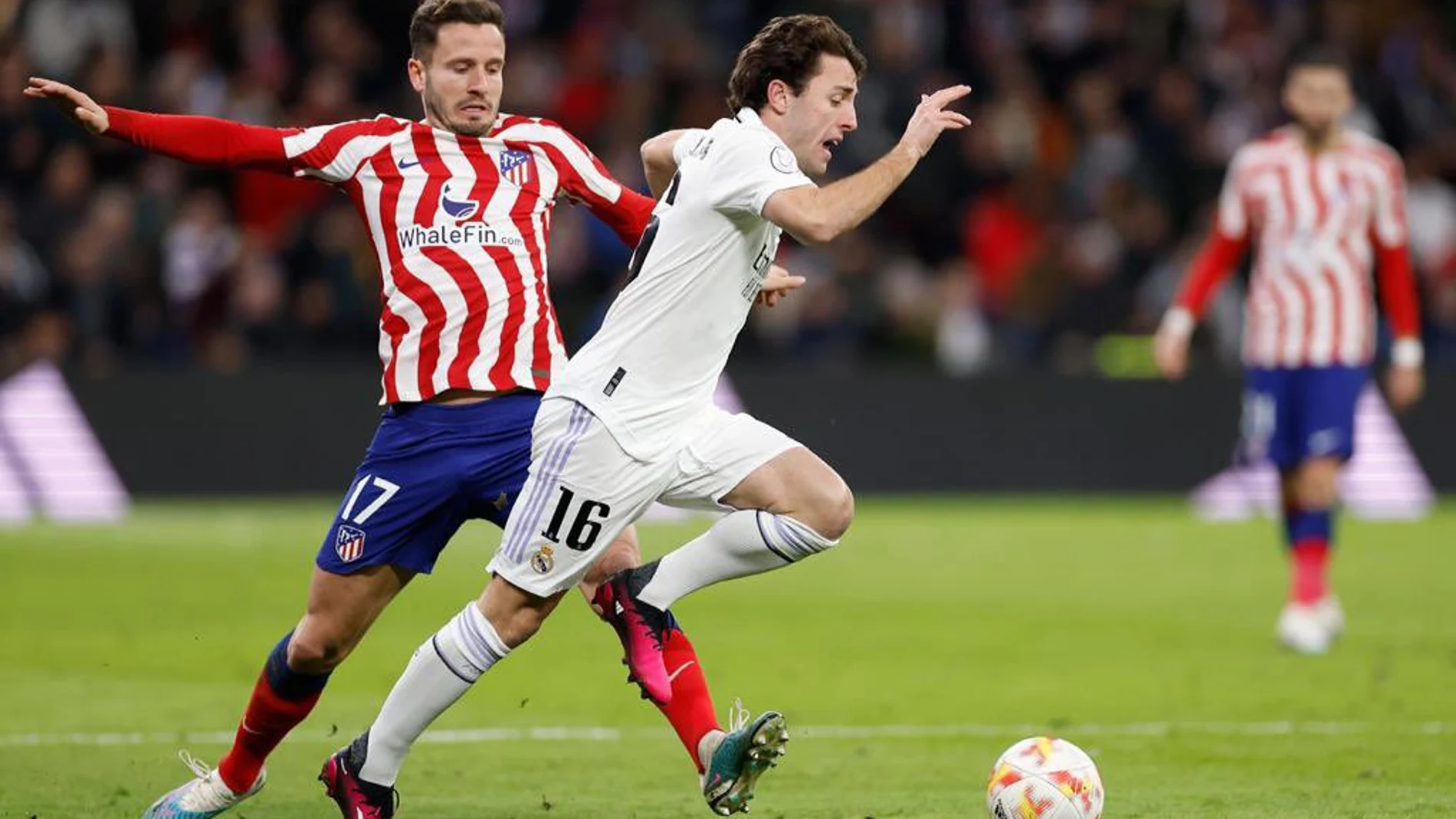 Álvaro Odriozola con el Real Madrid