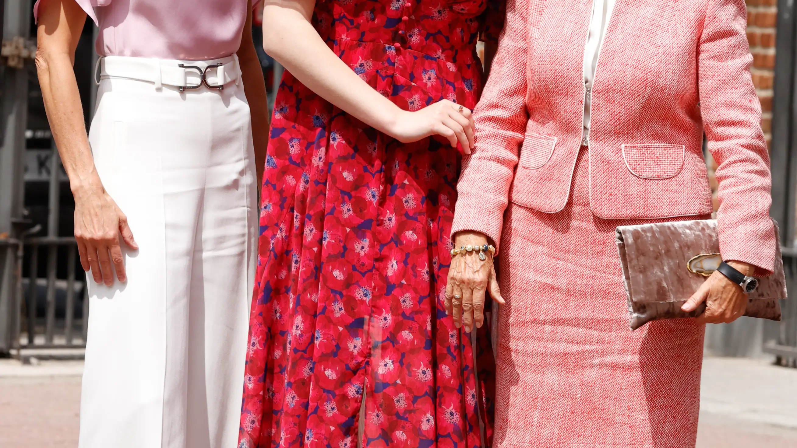 La Princesa Leonor en la confirmación de su hermana.