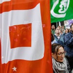 Funcionarios de Justicia se concentran en el marco de una huelga total indefinida