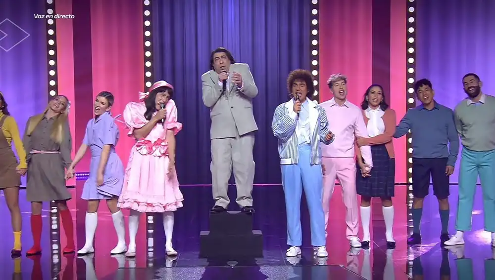 Agustín Jiménez y sus niños